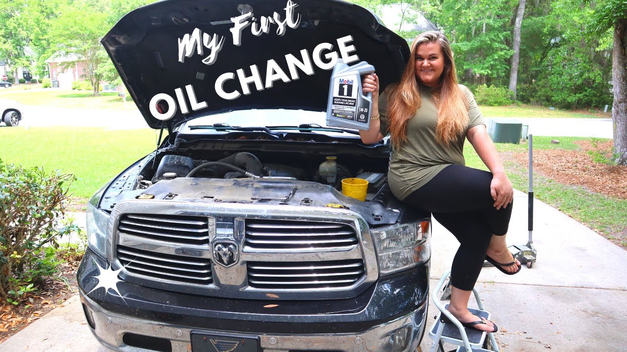 My Very FIRST Oil Change EVER! Women can do anything men can do | Don't like dirty work but I did it