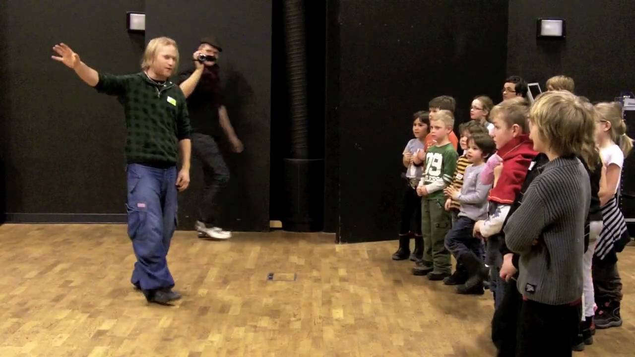 Prolog 2010 - Barda-Karls Bofferskola under besöksdagen
