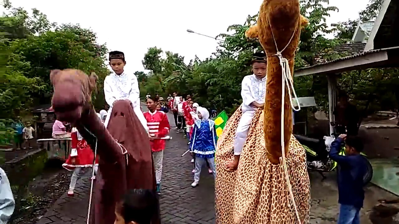Drumband New Redas - Sholawat Badar Vs Anoman Obong