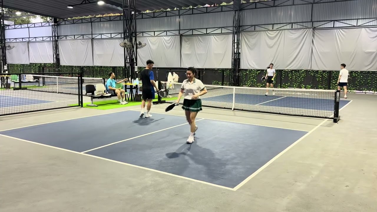 Tú Trang vs hiền tùng