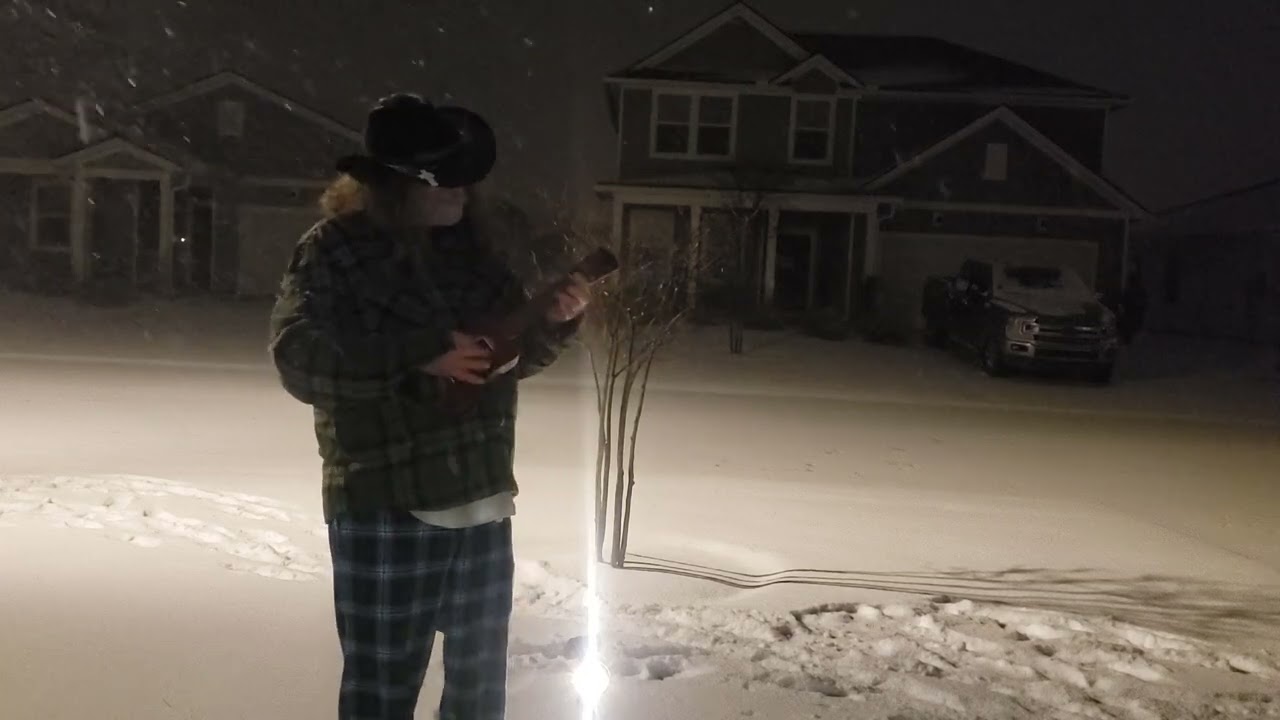 Featuring Vinnie: Don't Eat The Yellow Snow ...