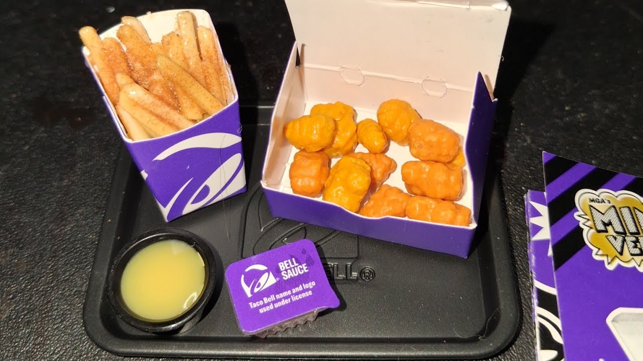 Miniverse Taco Bell Special Edition Chicken Nuggets and Nacho Fries #mga #miniverse 