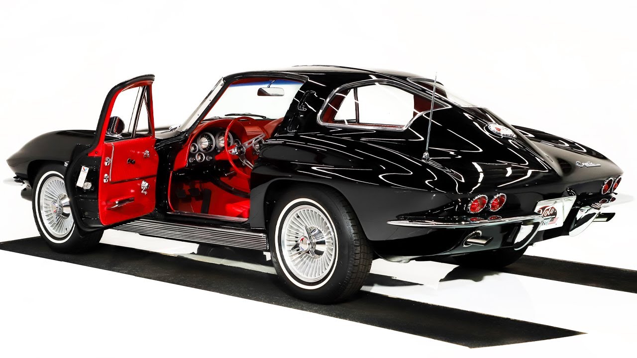 Chevrolet Corvette Split Window 1963 года продаётся в Volo Auto Museum (V22025)