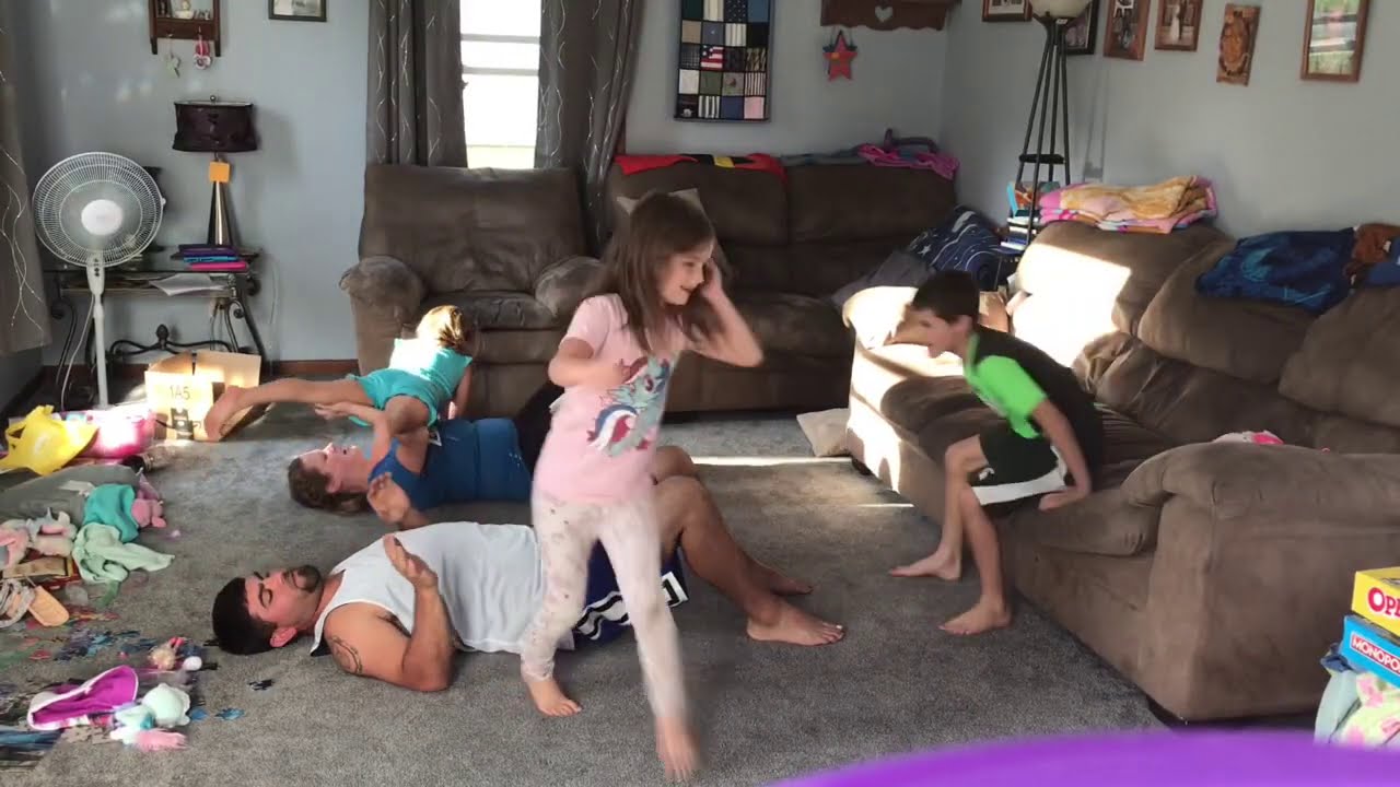 #familyliftandcarrychallenge #liftandcarrychallenge Family Lift and Carry Challenge part II!