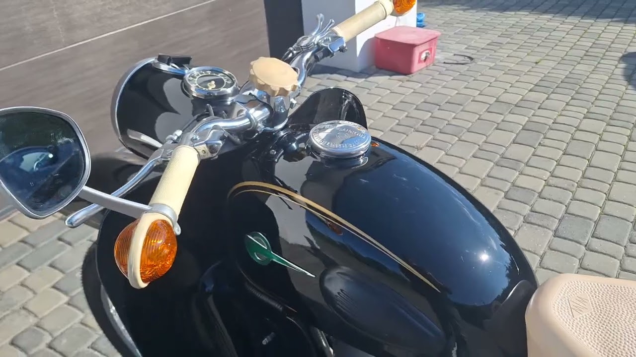 Pełna odbudowa z części MZ ES 250/1 Jaskółka Jedynka 1963 rok