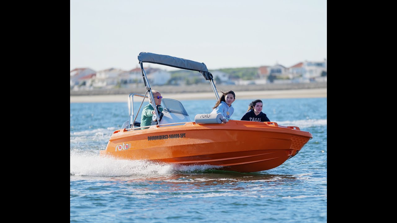 ROTO Hydra 4.5M - Your New Favourite polyethylene powerboat!