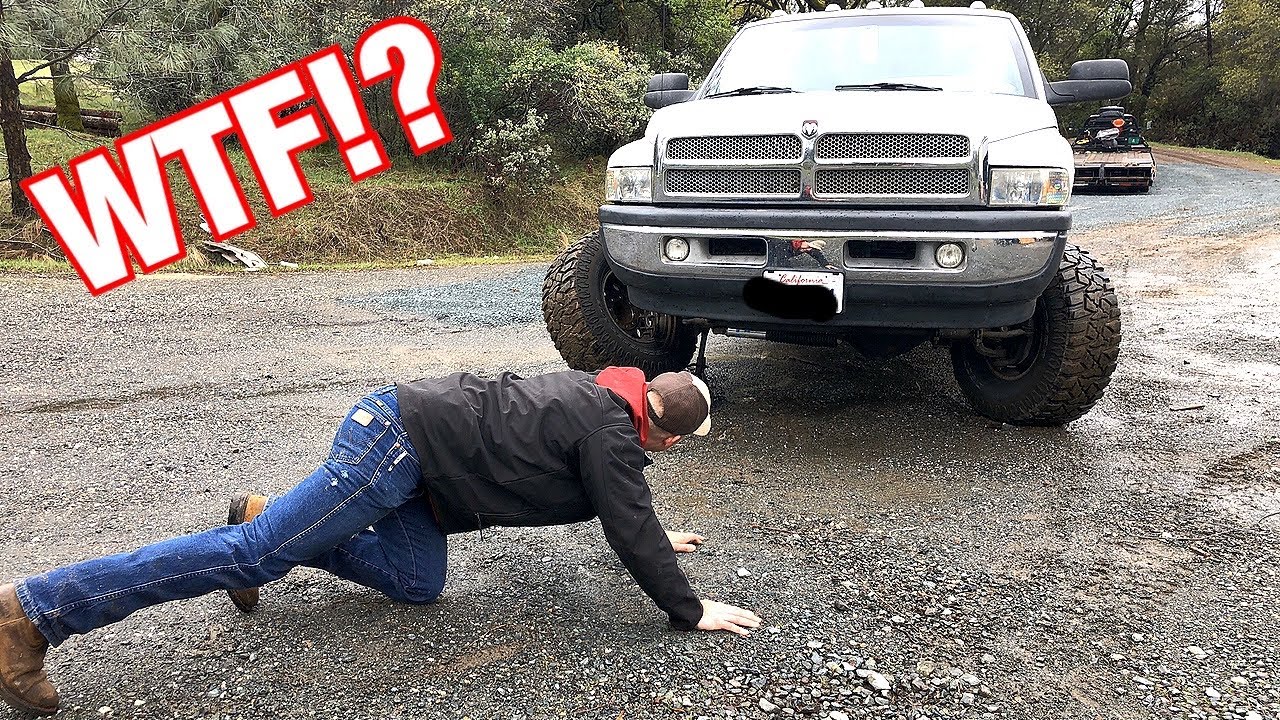 Rebuilding Dodge 2500 Front End. Complete clapped