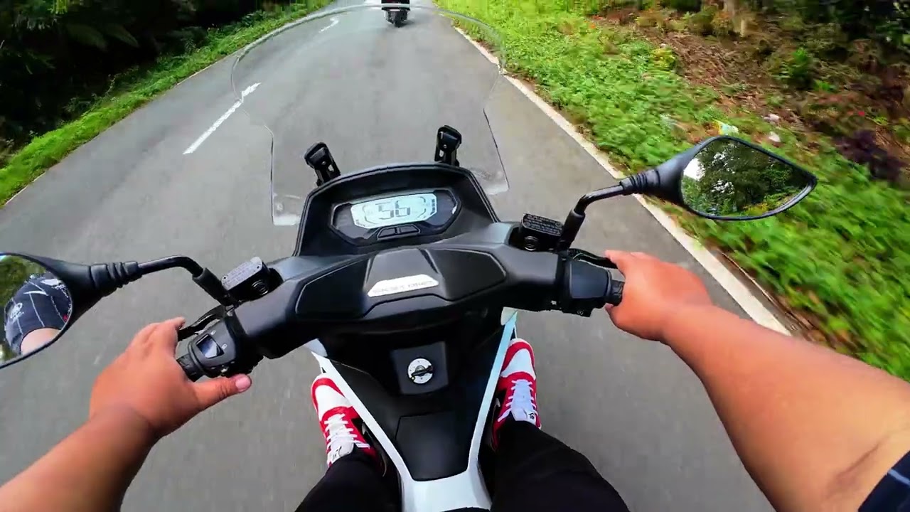 BAKIT NGA BA KYMCO SKYTOWN 150?