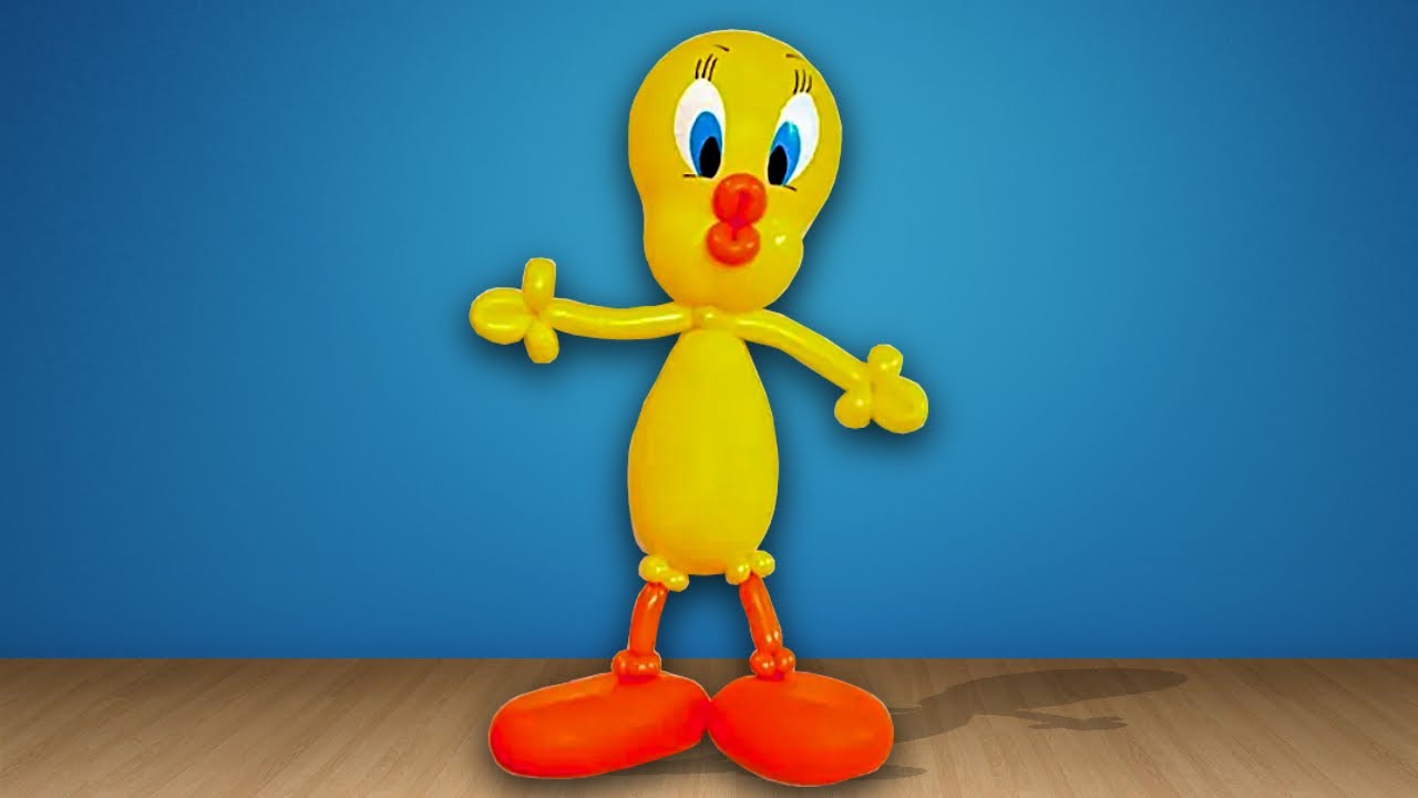 Tweety Pie Bird of balloons.