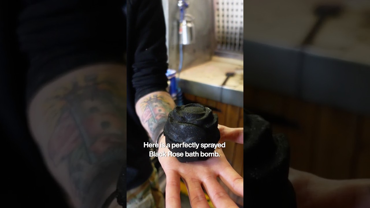 Как это сделано &mdash; бомбочка для ванны LUSH Black Rose