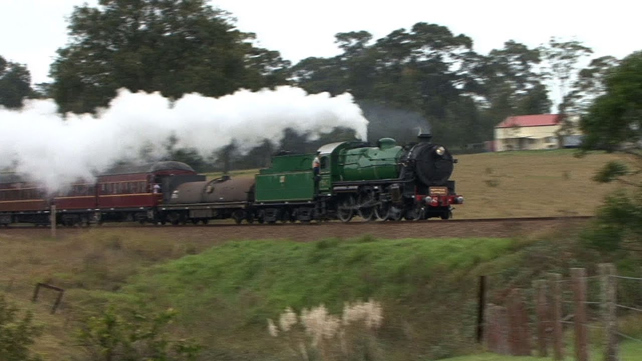 Locomotive 3642 Steam Heritage Express Train at Steamfest 2012 Maitland Australia