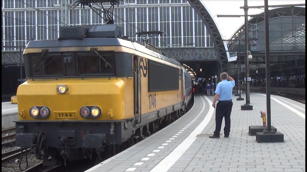 Trains in Amsterdam (all stations)