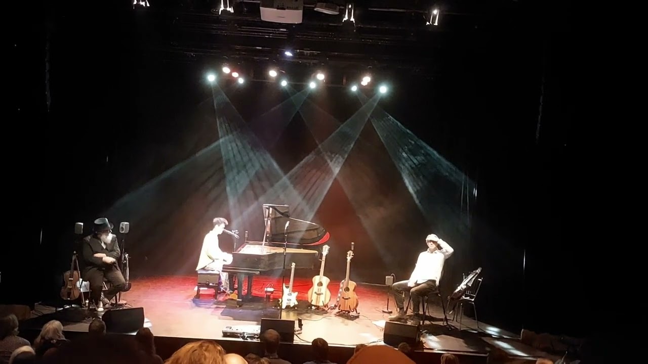 Isn't She Lovely (live) - Jacob Collier