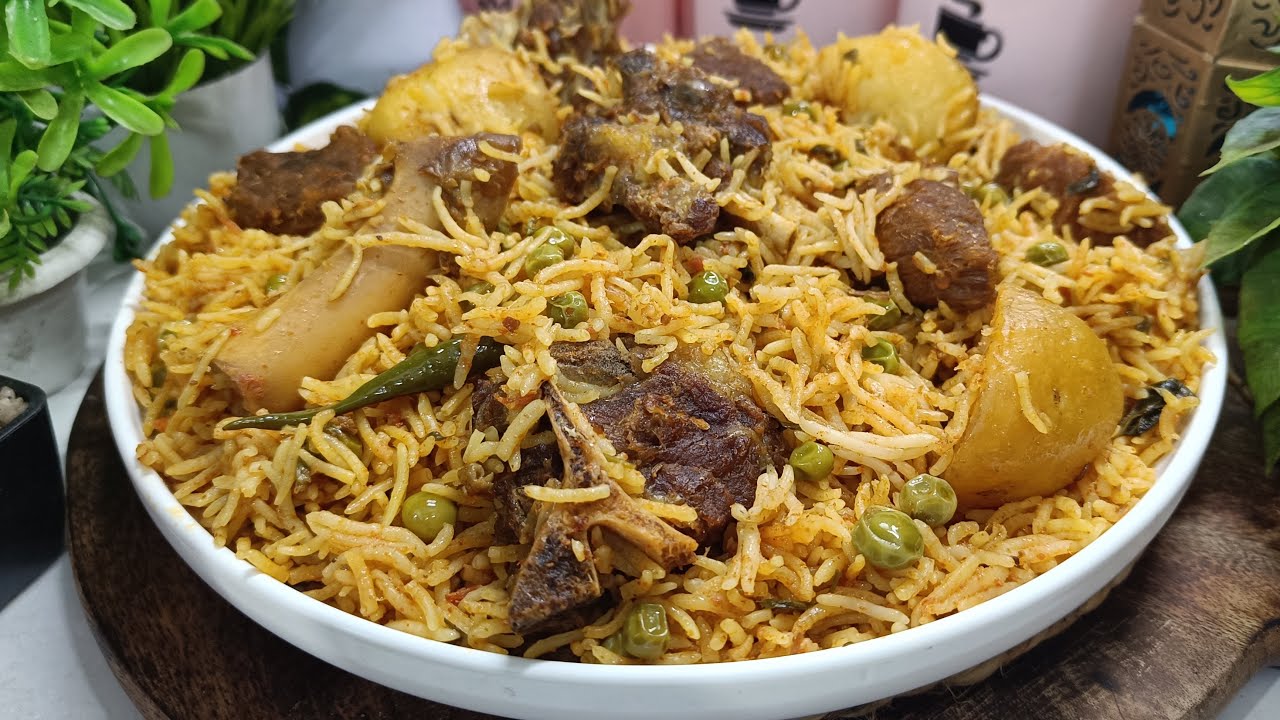 Ultimate Mutton Aloo ki Tahari | Must try something different and unique 