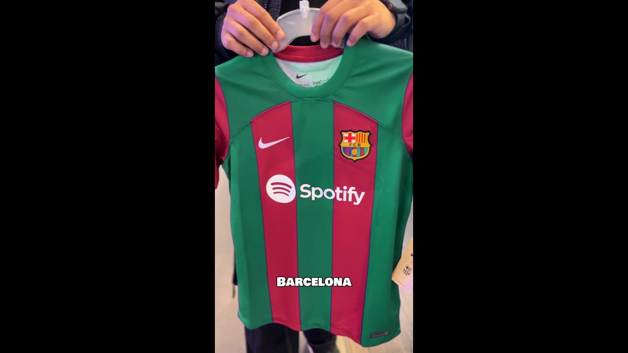 the Barca kit is changing...