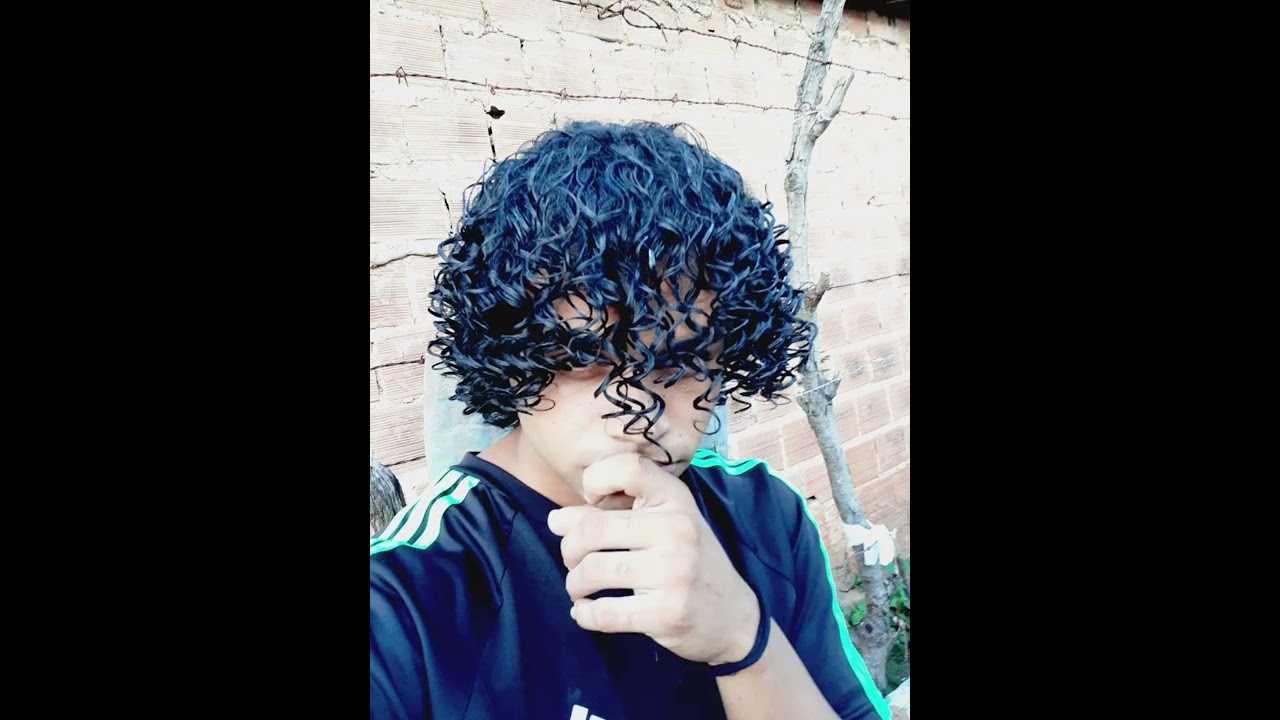 Evolução de 1 ano e 4 mês /cabelo cacheado tipo 3(B/C)..