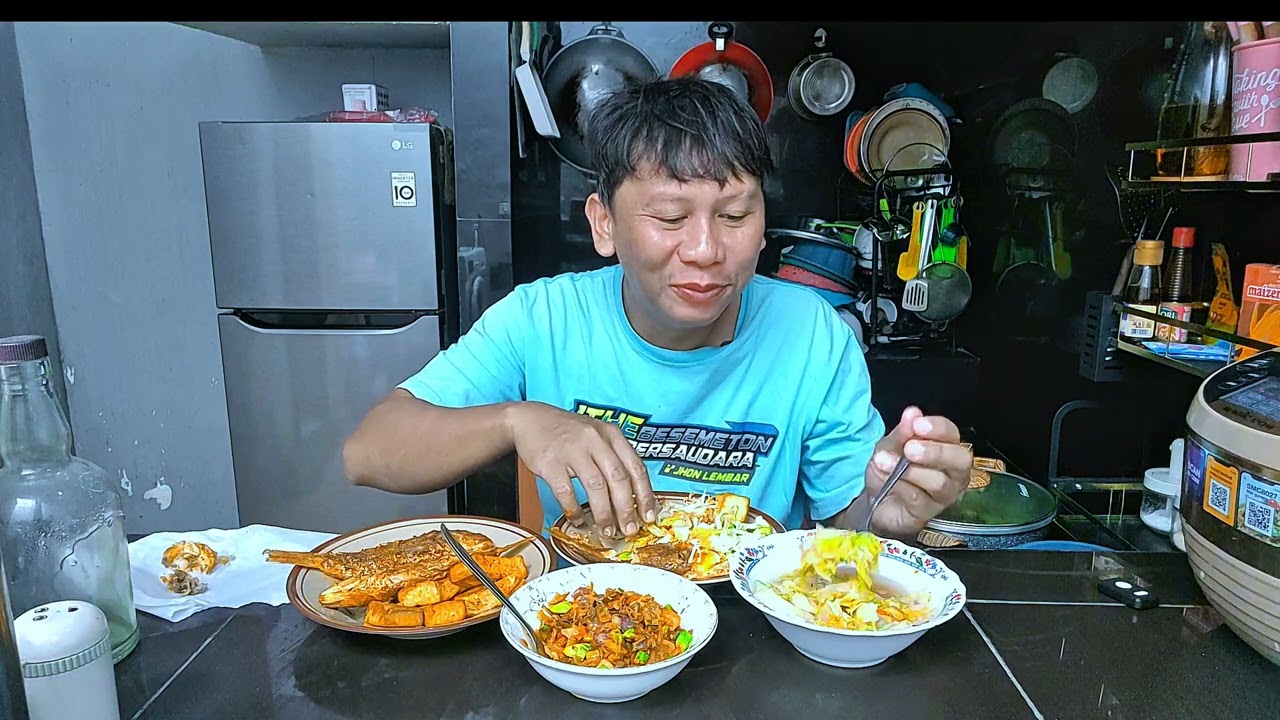 Nasi goreng jadi nasi campur,MANTAPPPPP @Menganmajoh 