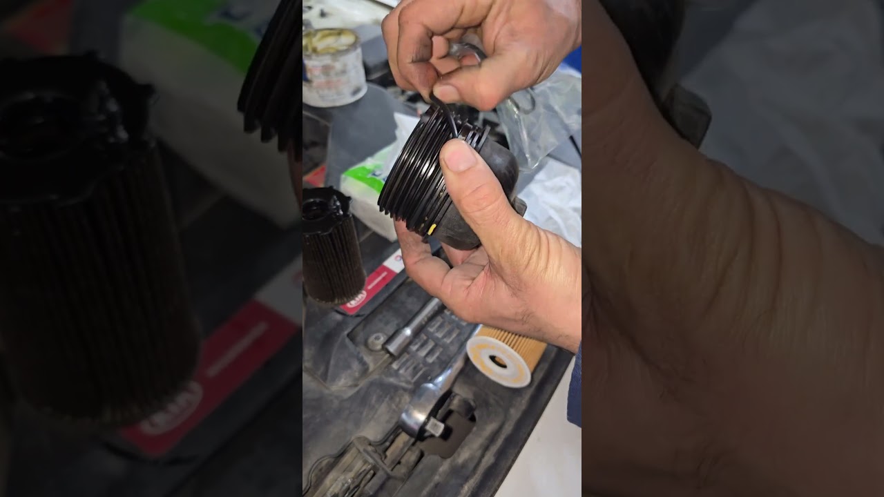 Hyundai azera oil filter changing #automotive #carmaintenance #garage #mechanic