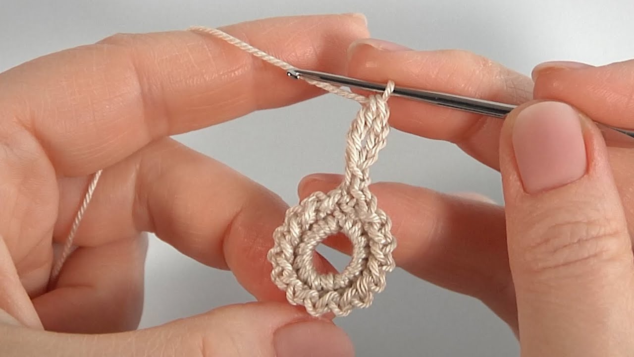 So Interesting! How to Crochet Beautiful Tape/Add this Lace to Your Library