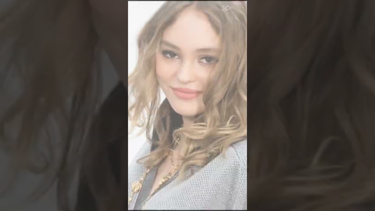 lily rose depp💕💕 #keşfet #keşfetbeni&ouml;ne&ccedil;ıkar #keşfetteyiz #lilyrosedepp