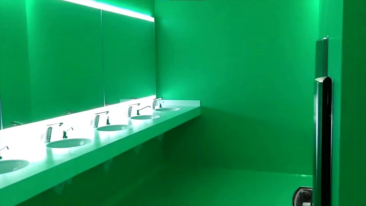 viva la vida but you are in a bathroom at a party