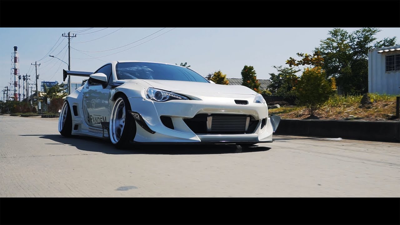 Rick Banzai's Rocket Bunny V3 Pandem Toyota 86 | Slowking Media