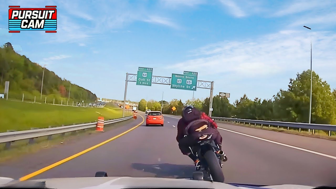 Craziest Motorcycle Police Chases Caught on Dashcam #1