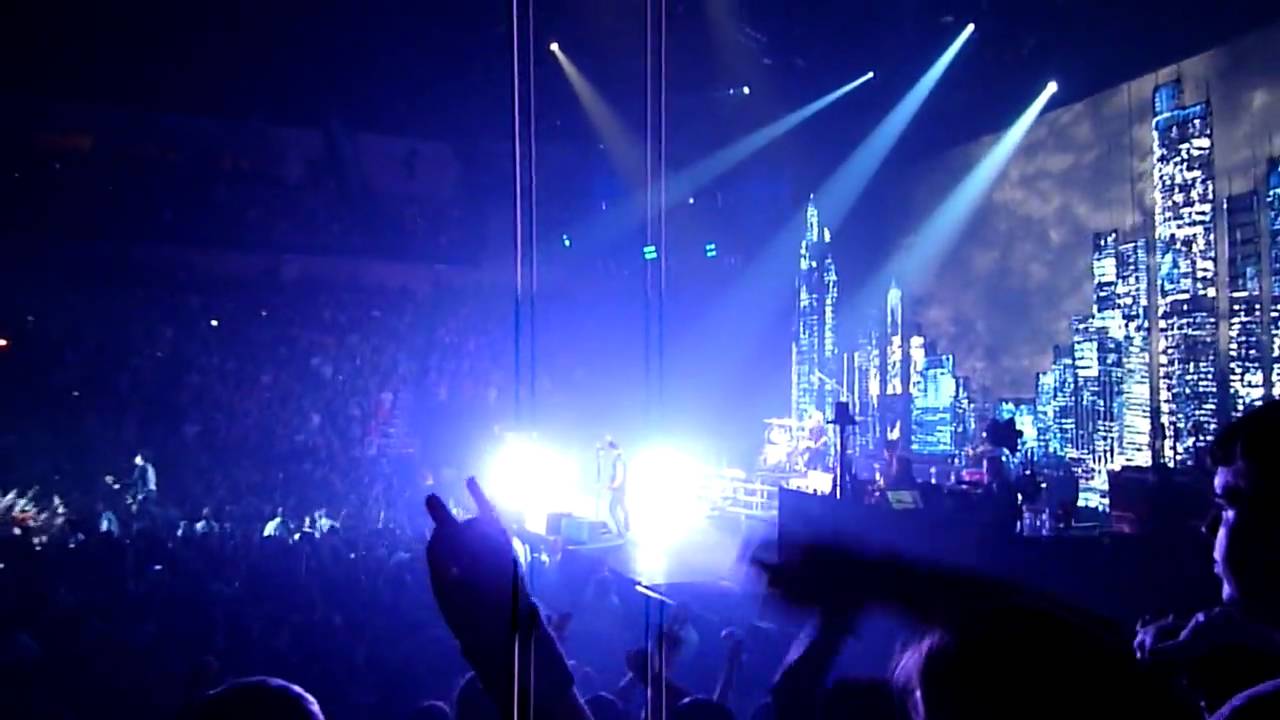Green Day - Boulevard of Broken Dreams - Atlanta 21st century Breakdown Tour HD