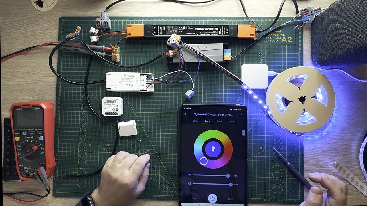 Подключение универсального контроллера QS-Zigbee-RGBCW для светодиодных лент | SMART HOME
