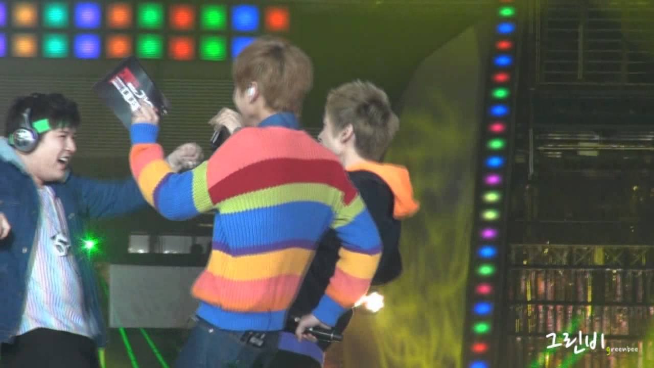 111231 춤추는 내새끼ㅠㅠ (eunhyuk focus)