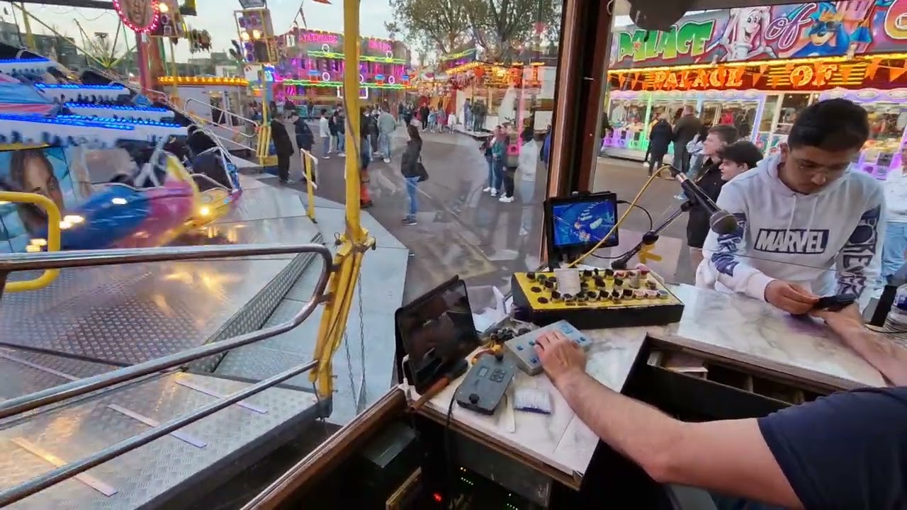 Swing Bob - E. Mobron (Operator View) Oranje Kermis Hengelo 2023