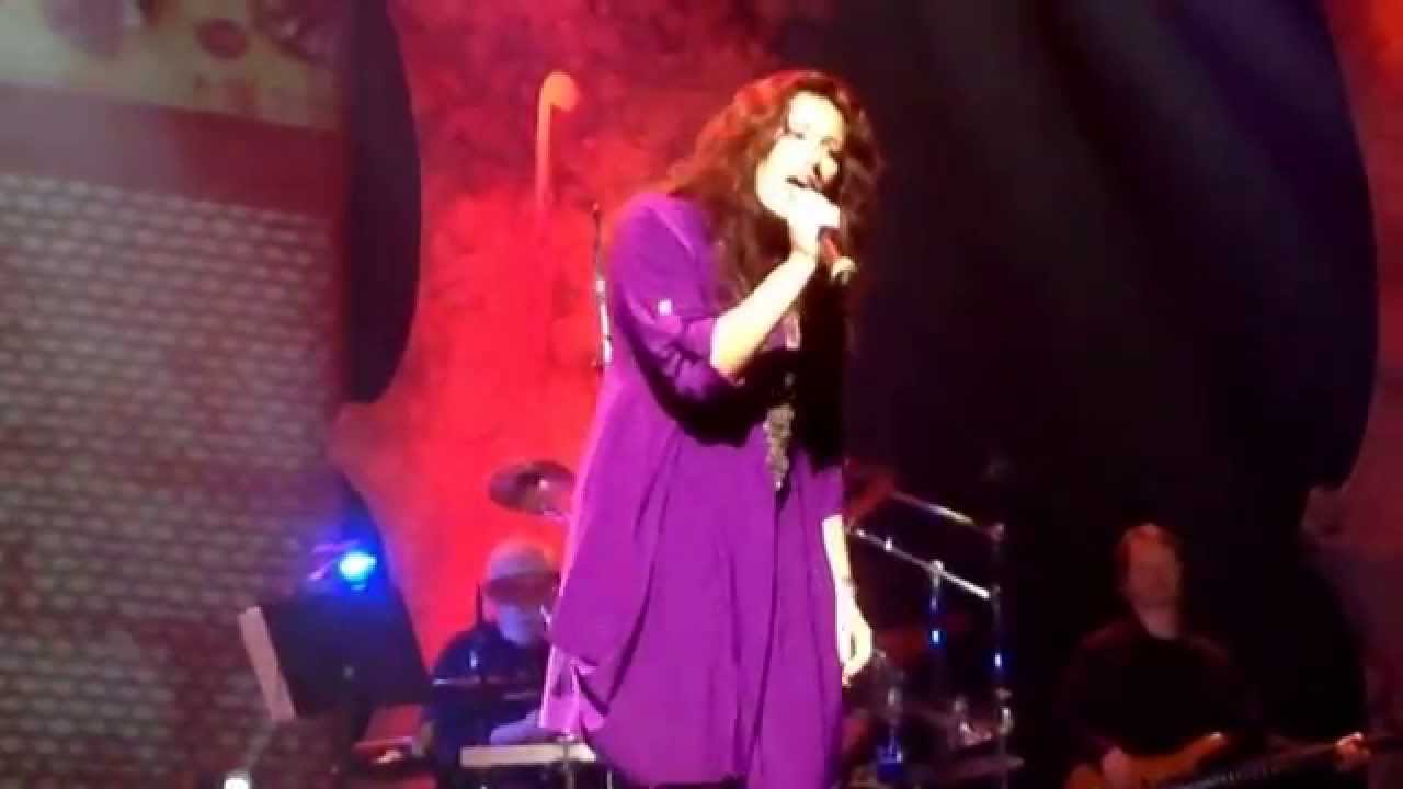 Mandy Barnett performs at Dollywood during the Great American Summer!