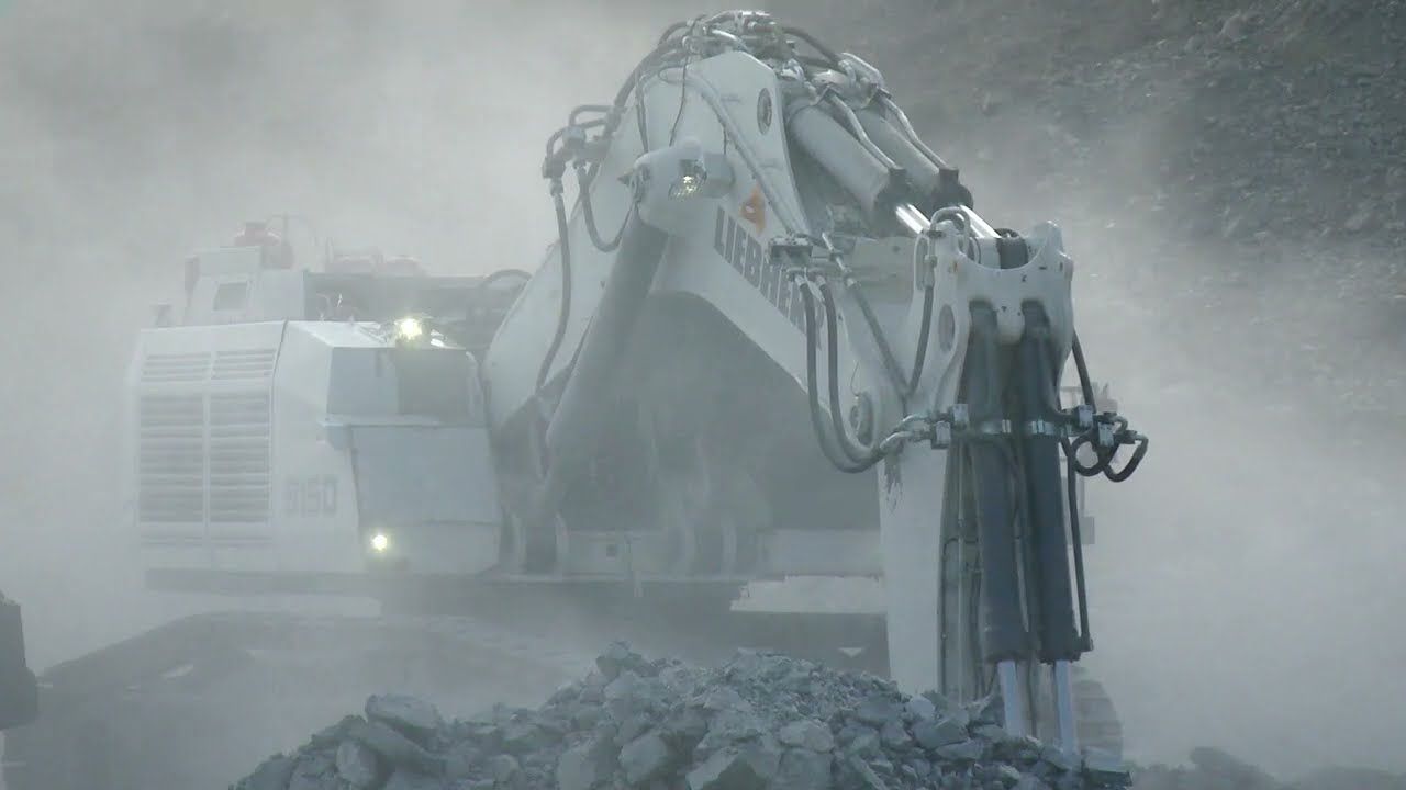 Liebherr - Bucket Filling Assistant technology