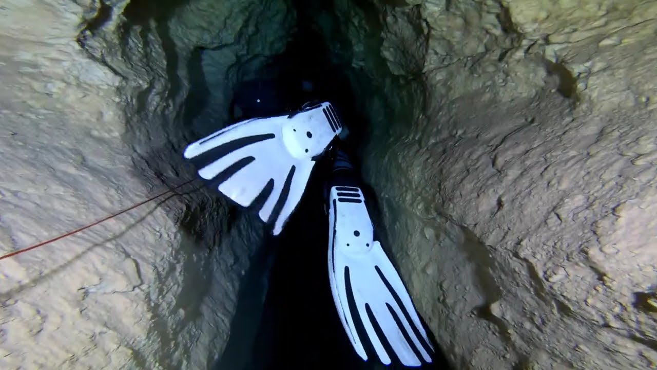 Cave Diving Tommy Grahams Western Australia