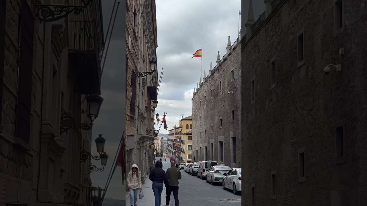 RD, Felix🇩🇴 Alcázar de Toledo🌇🇪🇸👀✍️🕺💃