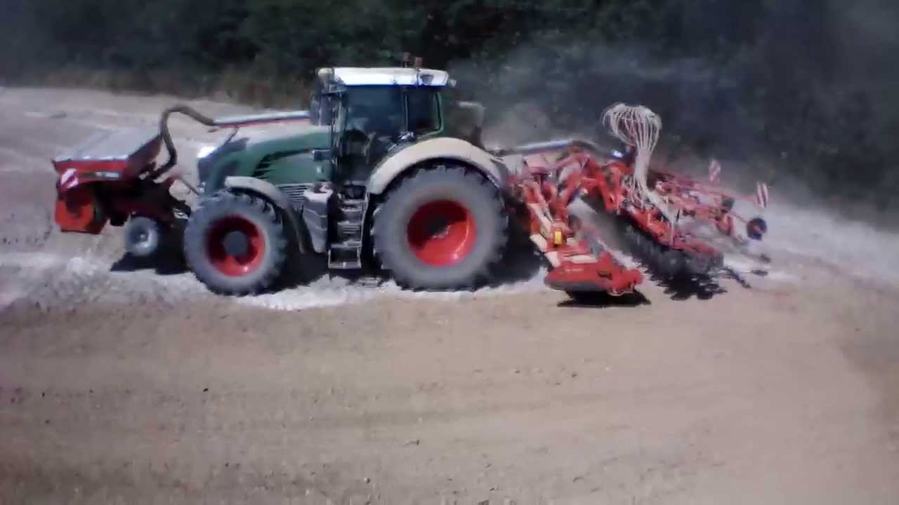 Semis combiné 4m50 trémie frontale filmé avec l'Ar-drone 2