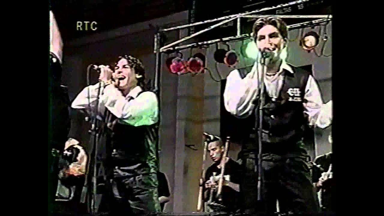 Joven Sensación en Chile - Que será de mi en vivo (2001)