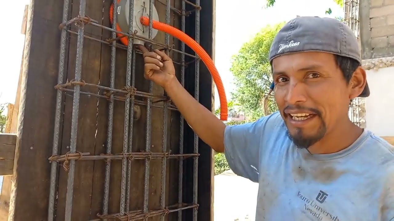 como hacer una mufa para el medidor de luz y centro de carga en una columna paso a paso