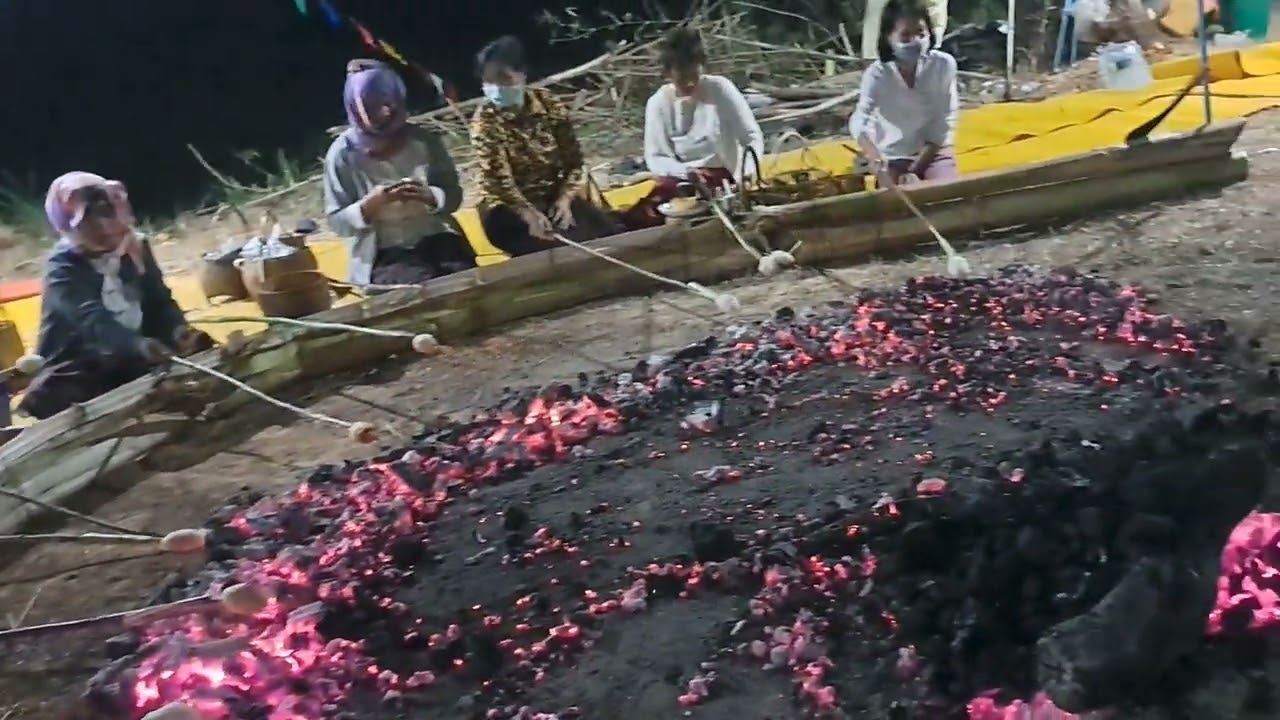 Ep.1800 กลอนลำประวัติประเพณีบุญข้าวจี่ บ.สร้างถ่อ