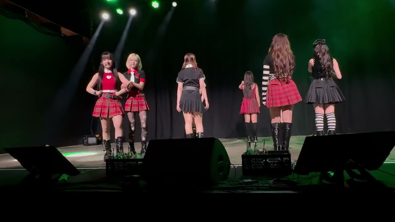 UNIS Spring Rain (봄비) fancam 20260215 Everlast Tour Dallas