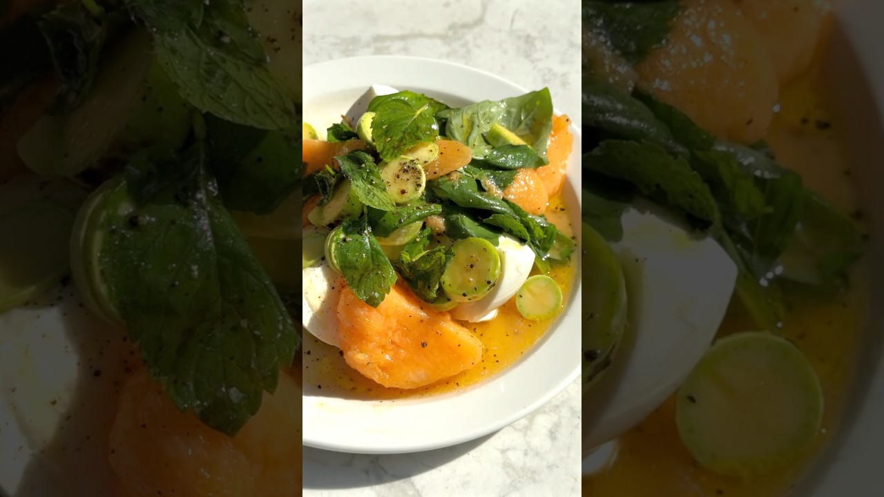 Buffalo mozzarella, trombetta courgette, honeymoon melon #Strakers #mozzarella