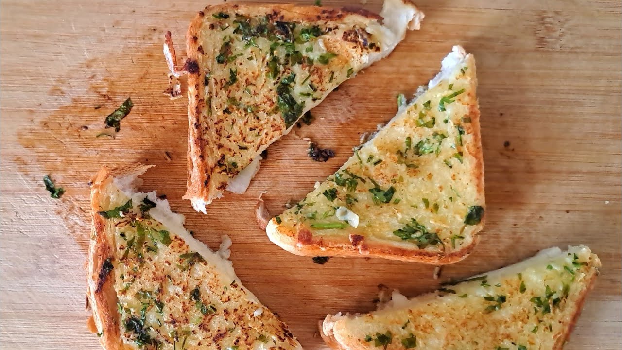 Easy Cheesy Garlic Bread Recipe | Easy snack | Snacks Recipes  #food #garlicbread #cooking #recipes