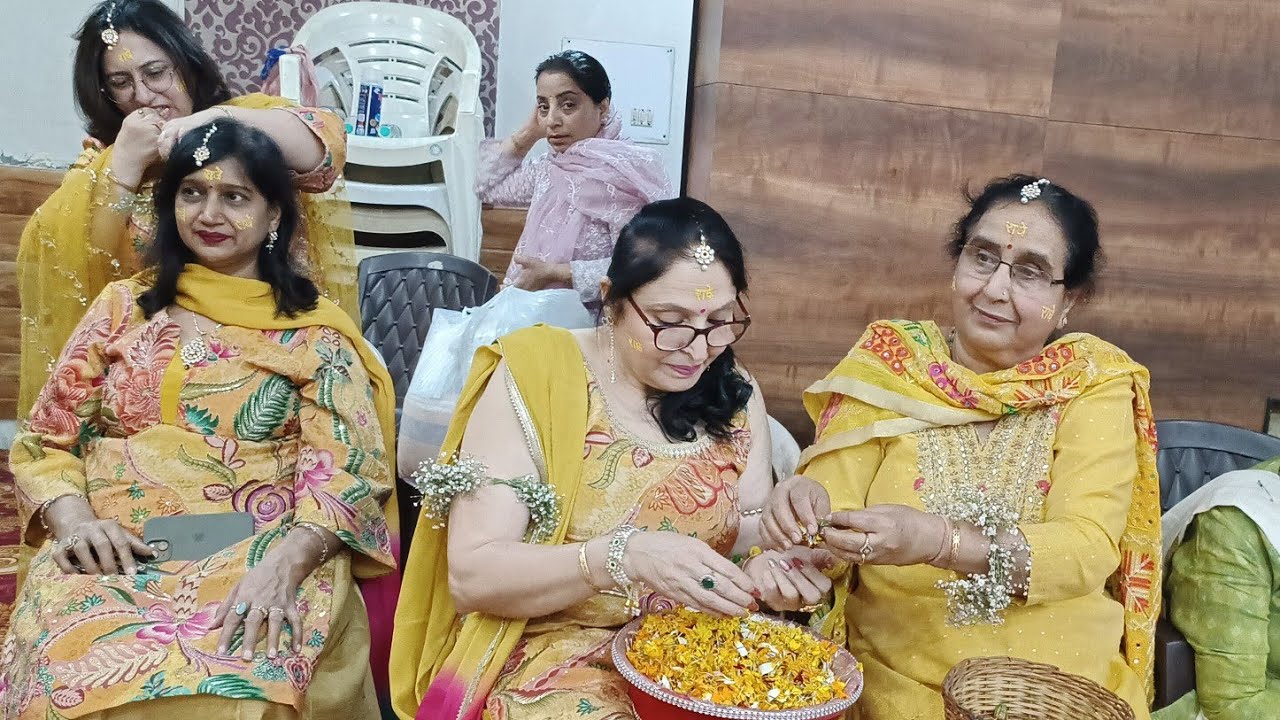 होली खेल रहे बांके बिहारी #youtube #sanatan #hindu #delhi #vairalvideo #treanding #poonamdidibhajans