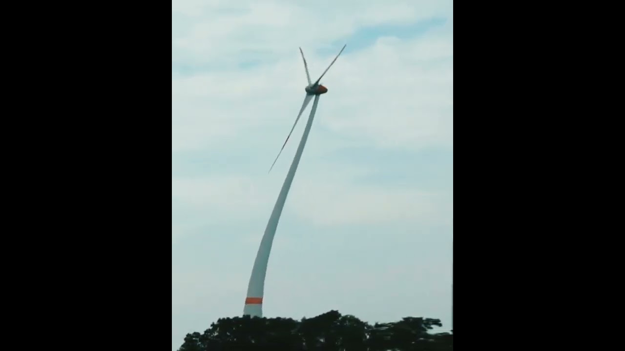 Dance view of the windmill |#windmills#shorts#windturbine#wind#windfarm#shortsvideo#fan#turbine