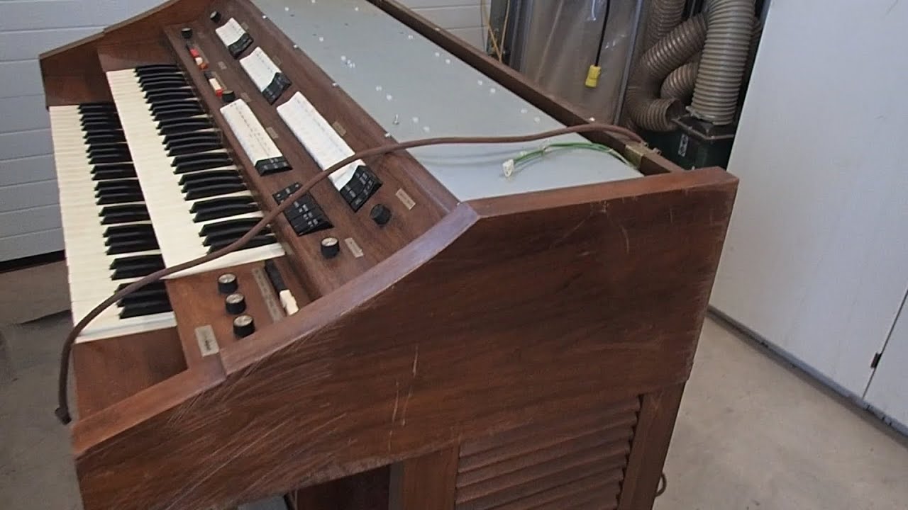 Dissecting An Organ This Week.  A Church Organ, That Is!