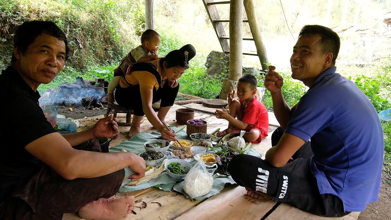 Picking Vegetables and Papaya, Making Simple Family Meals, Farm Life grow ginger and raise birds