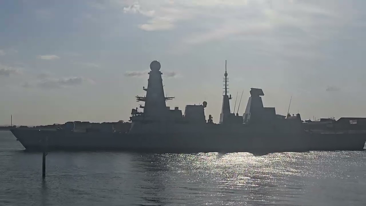 HMS Duncan  (D37) sailing out of Portsmouth 