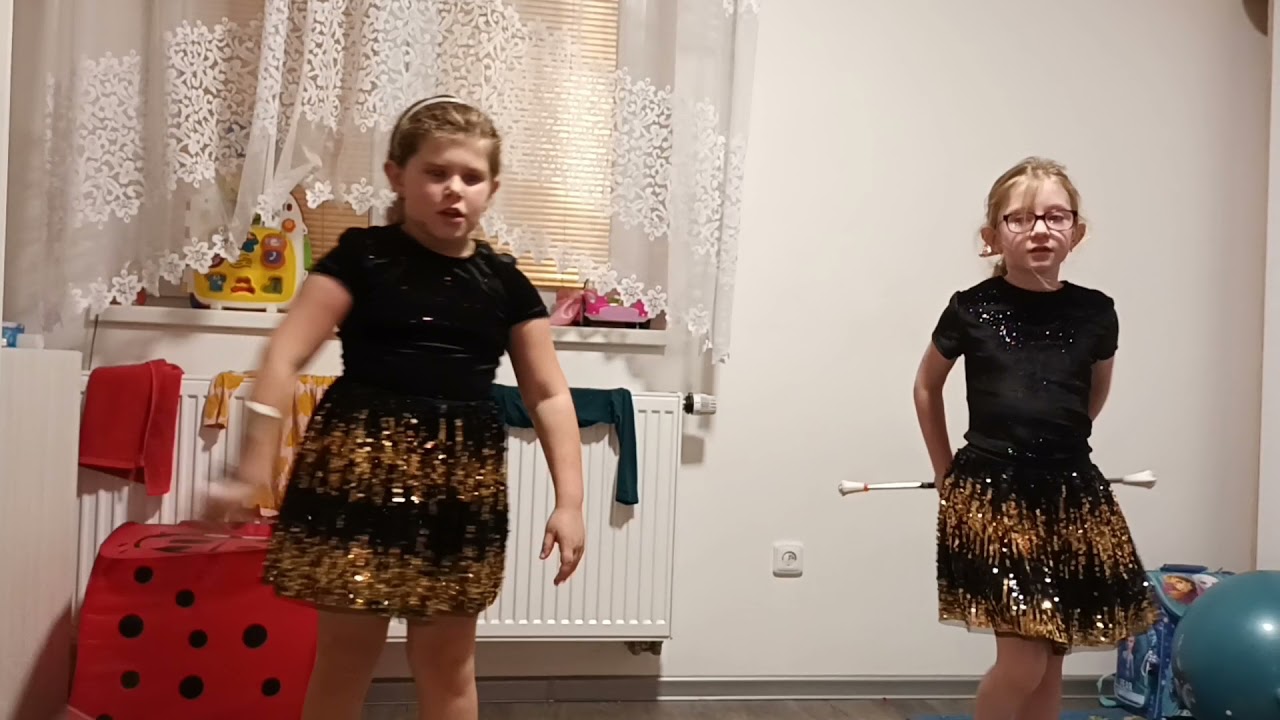 vánoční sestava 2021 Nela a Laura