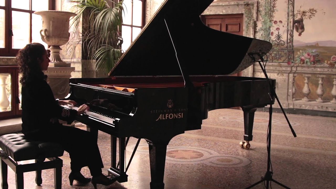 Chopin: Prelude no. 24 - Alessandra Ammara