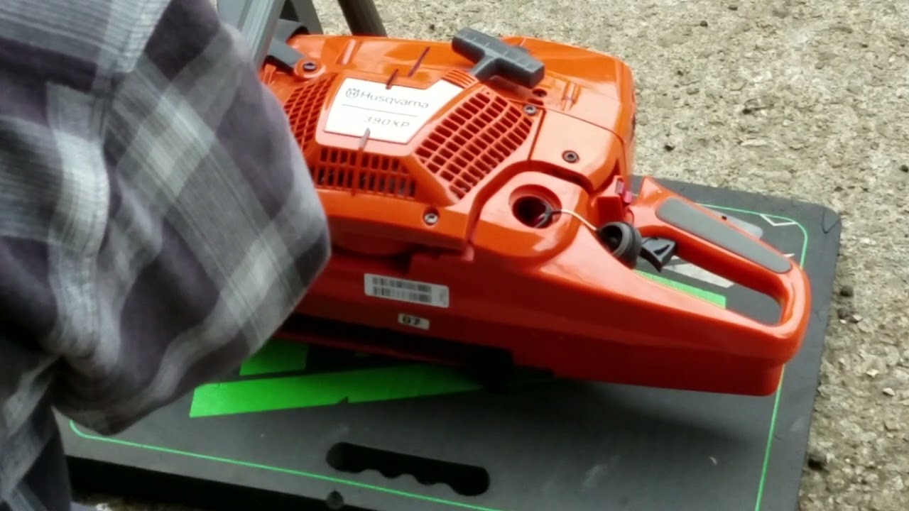 Husqvarna 390XP First Start